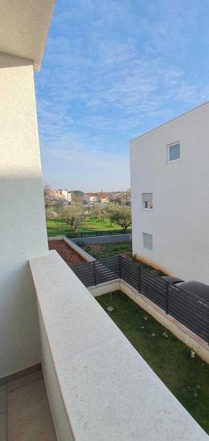 Apartment Sunrise With Private Parking Πούλα Εξωτερικό φωτογραφία
