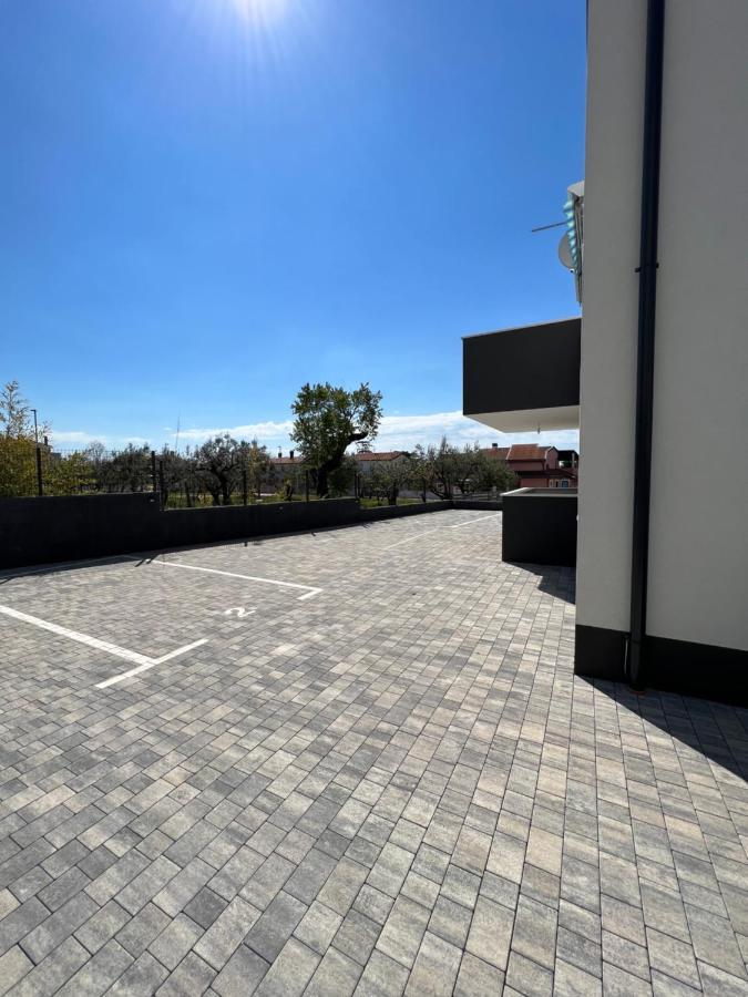 Apartment Sunrise With Private Parking Πούλα Εξωτερικό φωτογραφία