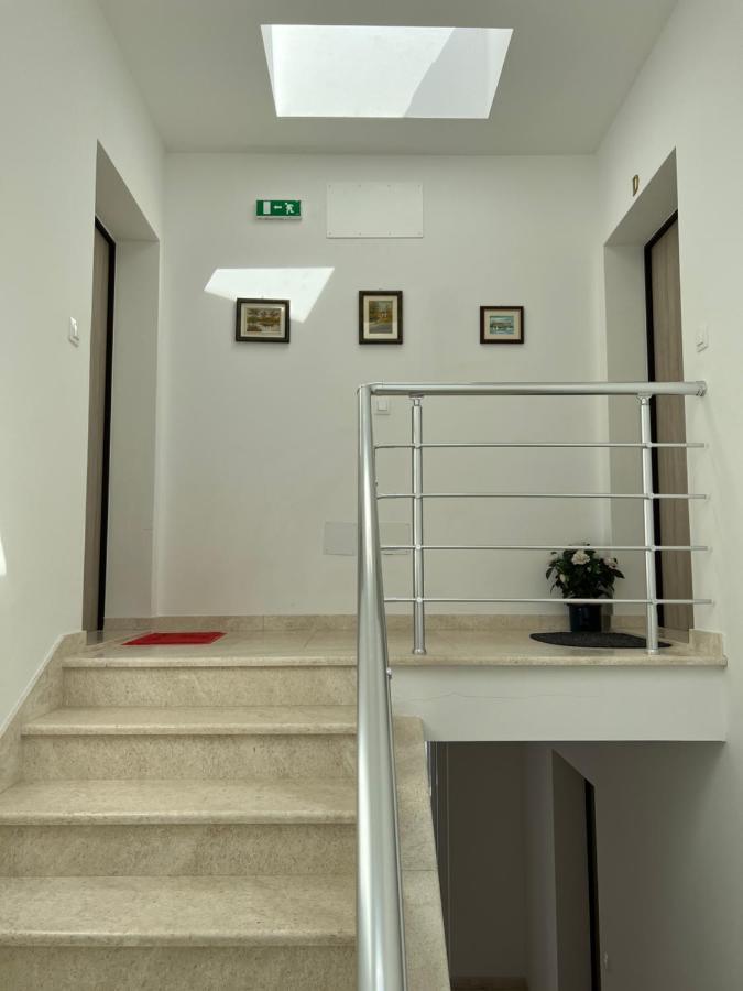 Apartment Sunrise With Private Parking Πούλα Εξωτερικό φωτογραφία