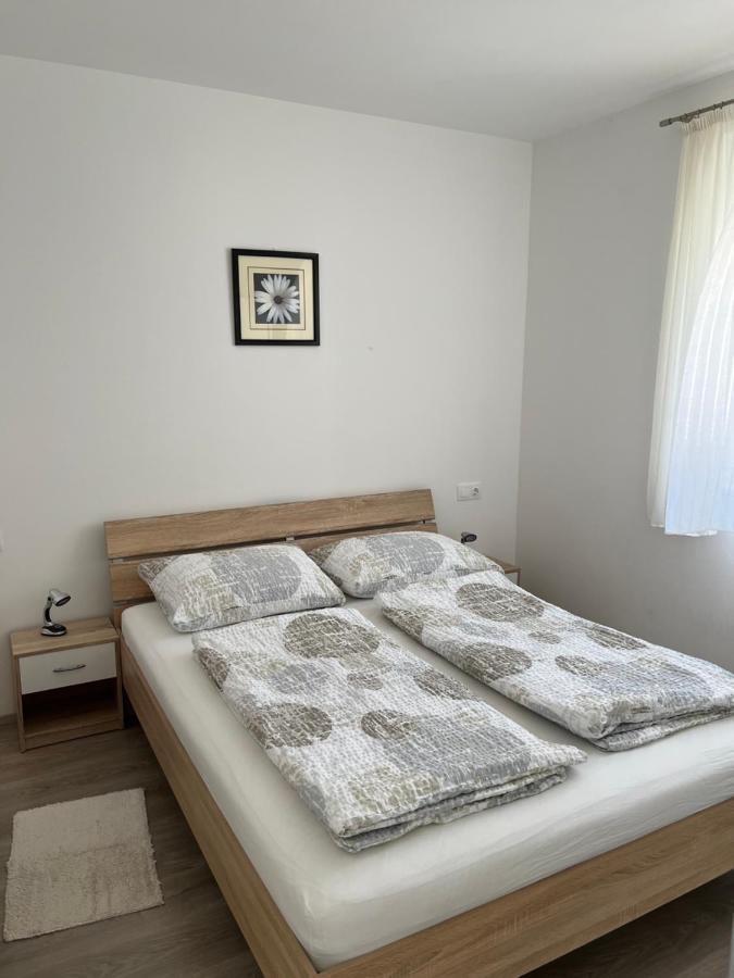 Apartment Sunrise With Private Parking Πούλα Εξωτερικό φωτογραφία